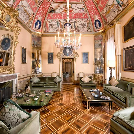 Residenza Ruspoli Bonaparte 4* Rome