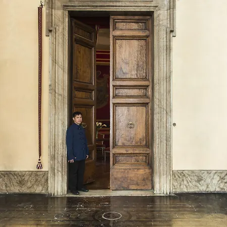 Bed & Breakfast Residenza Ruspoli Bonaparte 4*