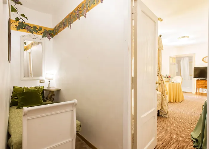 Residenza Ruspoli Bonaparte Bed & Breakfast